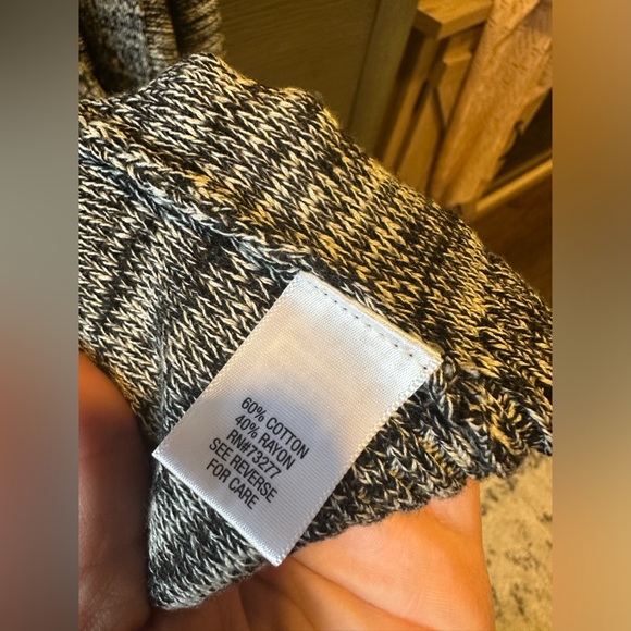 Croft and Barrow Women's Gray Marled Cardigan Size Large - Picture 3 of 5